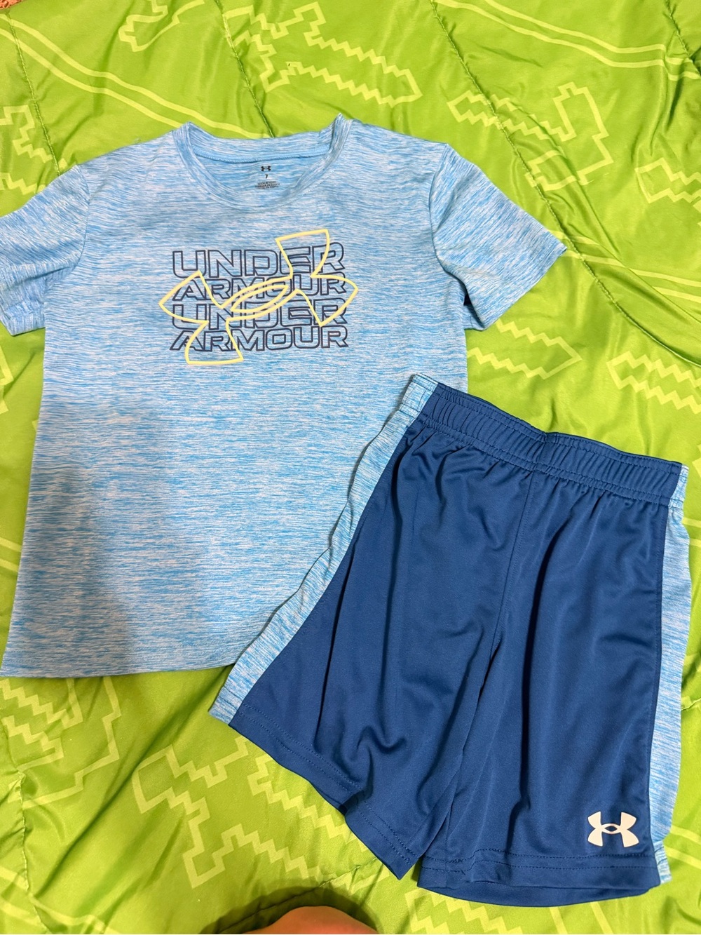 Boys Under Armour Set
